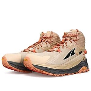 New Altra Olympus 5 mid Gortex size 9